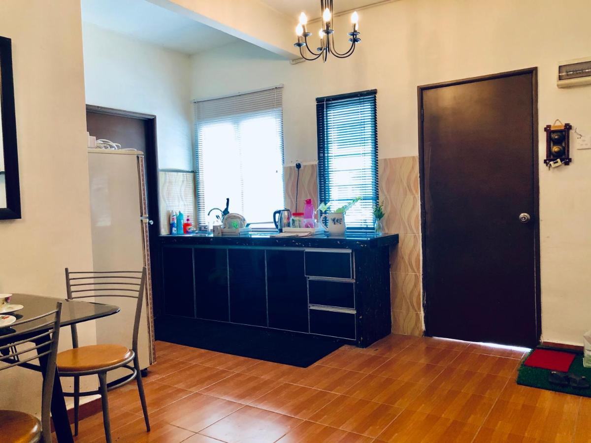 Sinar Ara Homestay Lunas Экстерьер фото